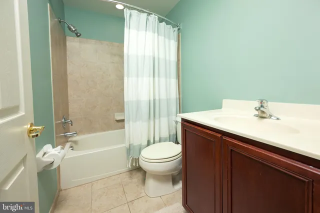 $440,000 | 123 Granite Lane, Unit 8, Chester Springs, PA 19425