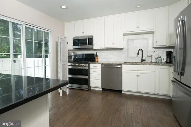 $440,000 | 123 Granite Lane, Unit 8, Chester Springs, PA 19425