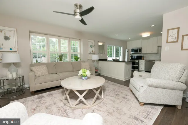 $440,000 | 123 Granite Lane, Unit 8, Chester Springs, PA 19425