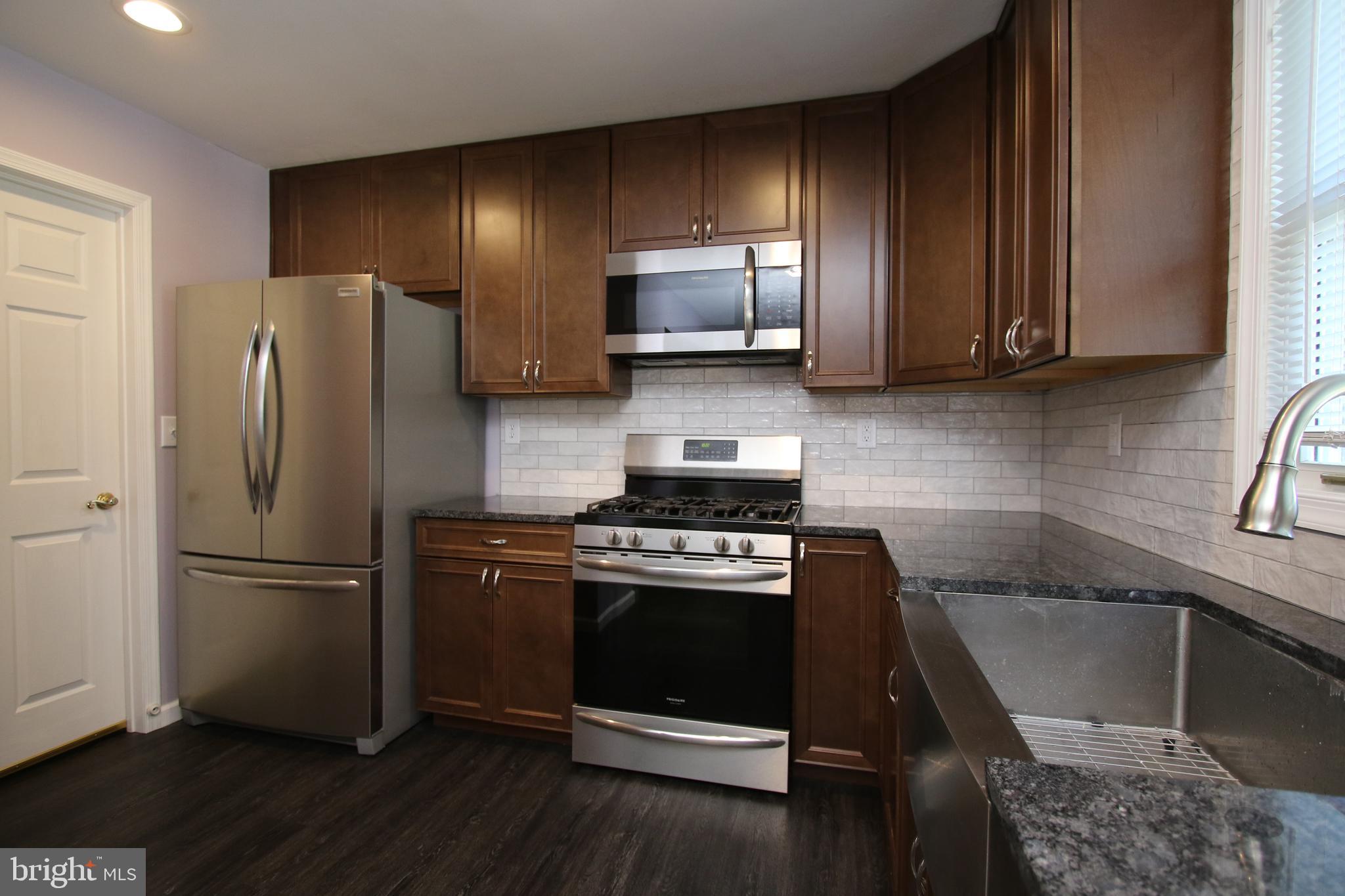 232 Yeoman Road Manahawkin, NJ 08050 - Photo 16 of 25
