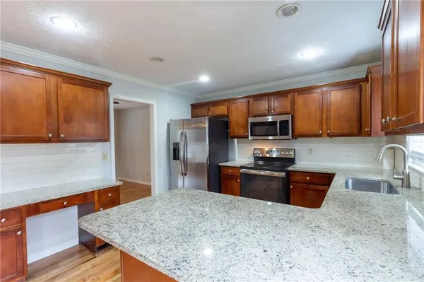 $2,200 | 3226 Hickory Bluff Drive, Marietta, GA 30062