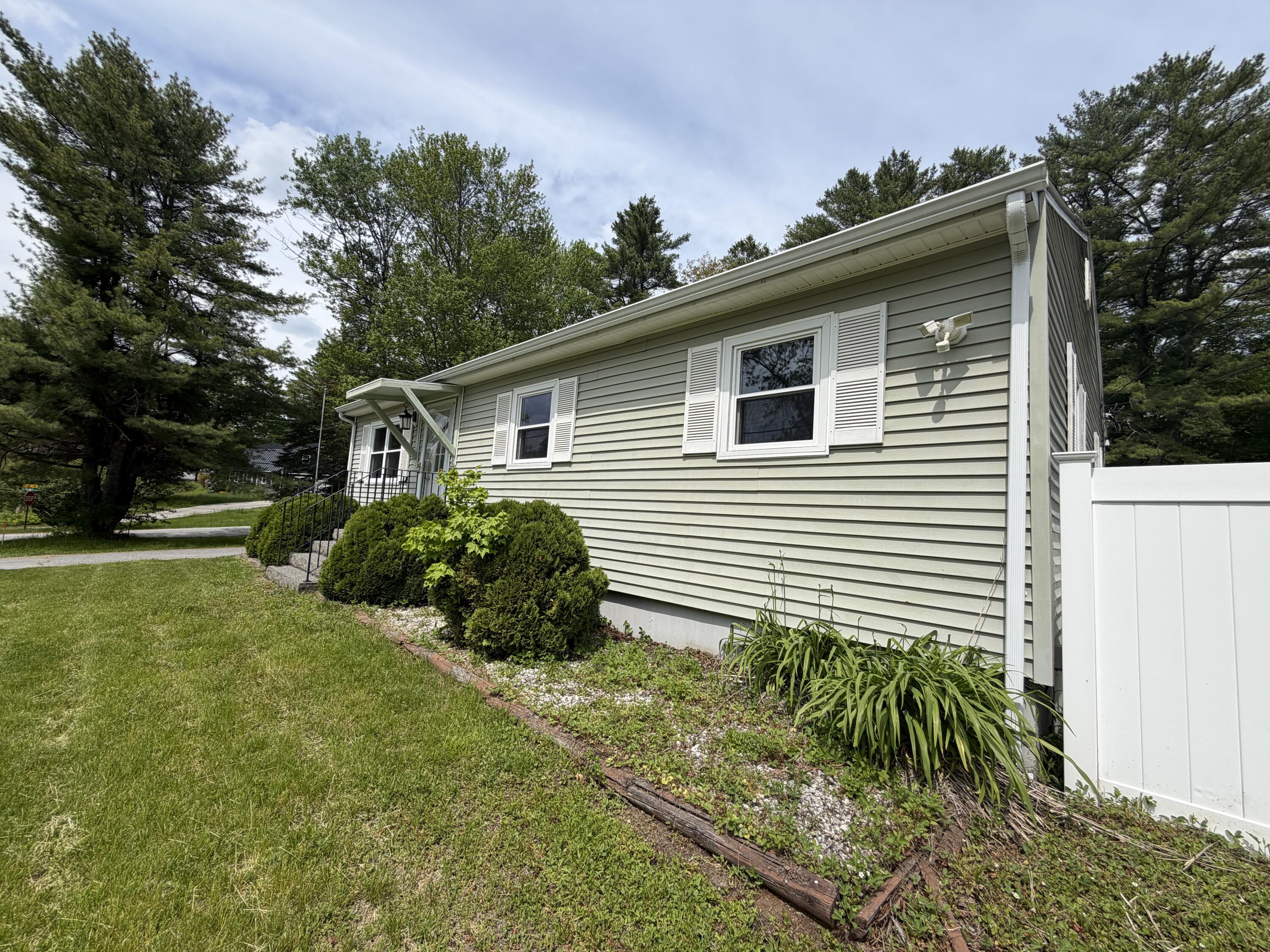 231 River Road Topsham, ME 04086 - Photo 2 of 50 IMG_9236