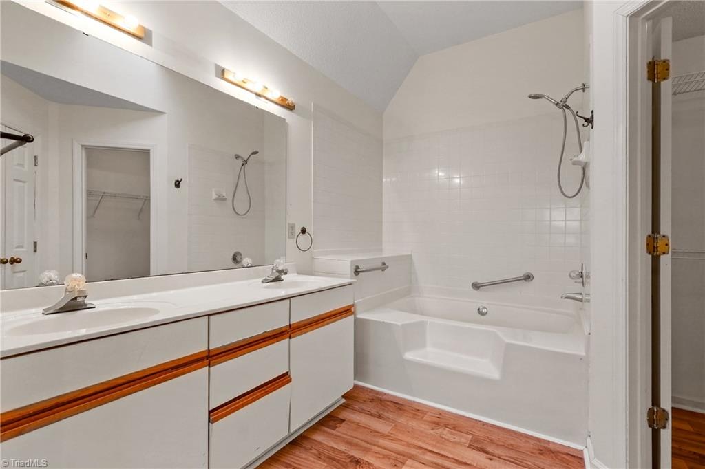 418 Shadybrook Road High Point, NC 27265 - Photo 19 of 29