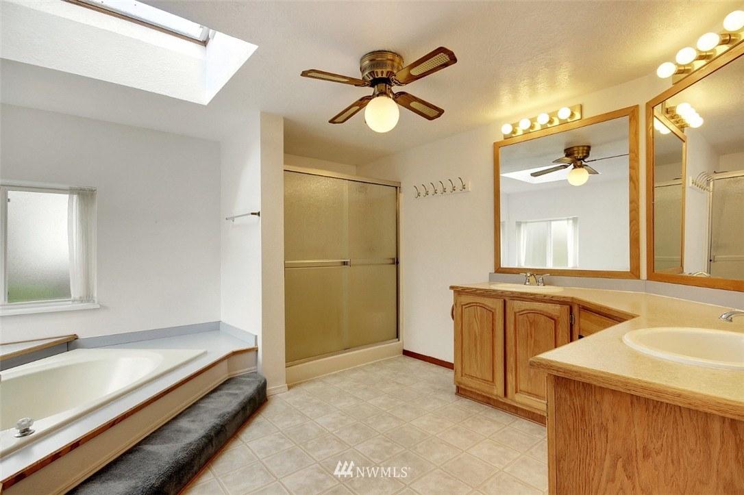 1511 Harts Lake Loop Road South Roy, WA 98580 - Photo 16 of 24 Gallery Image 16