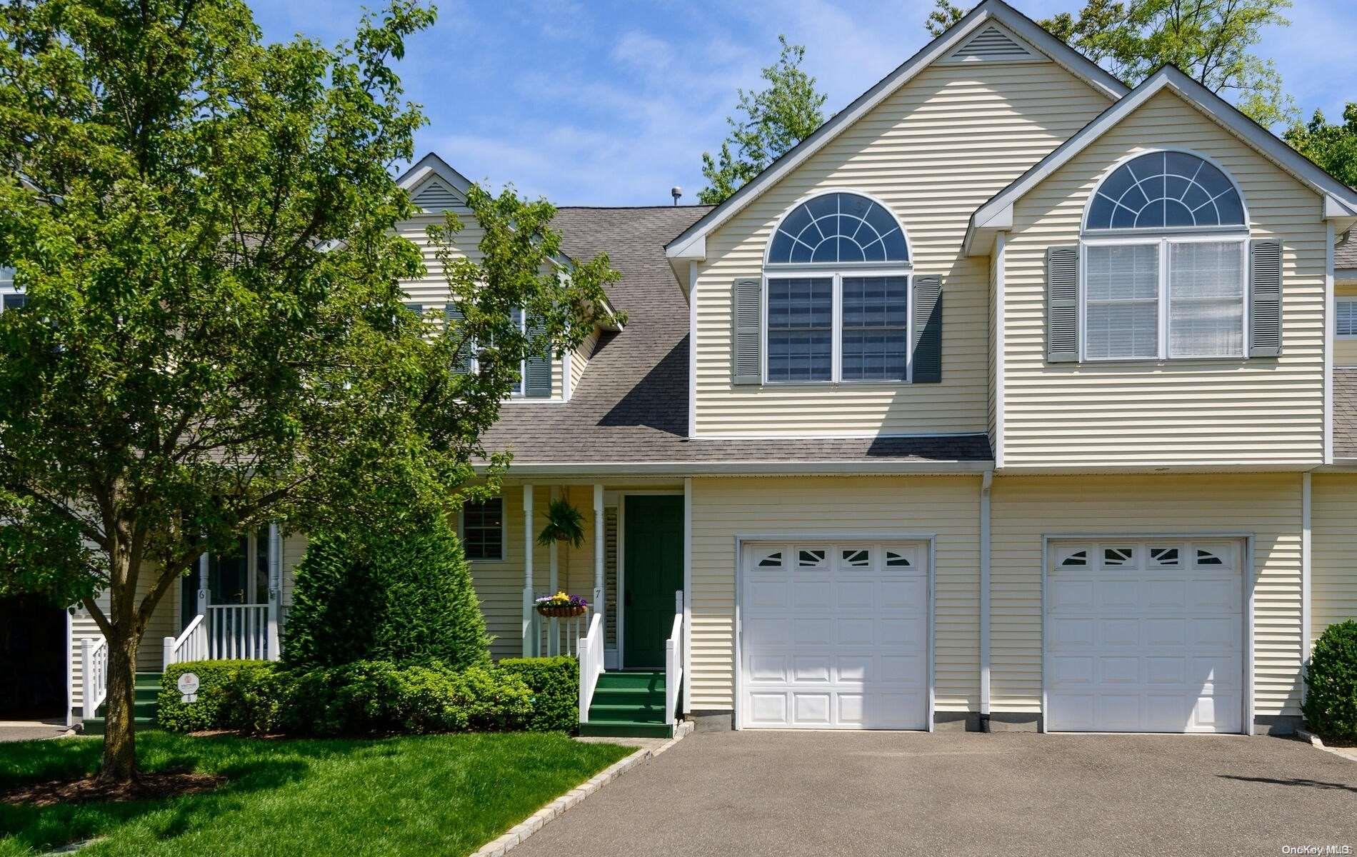 7 Spring Court, Unit 7 Huntington, NY 11743 - Photo 1 of 1 Gallery Image 1