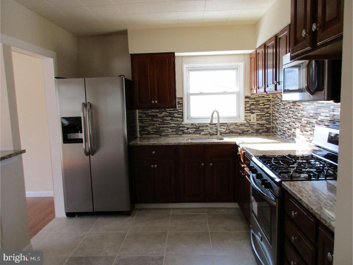 240 Rutgers Avenue Pemberton, NJ 08068 - Photo 5 of 14 Gallery Image 5
