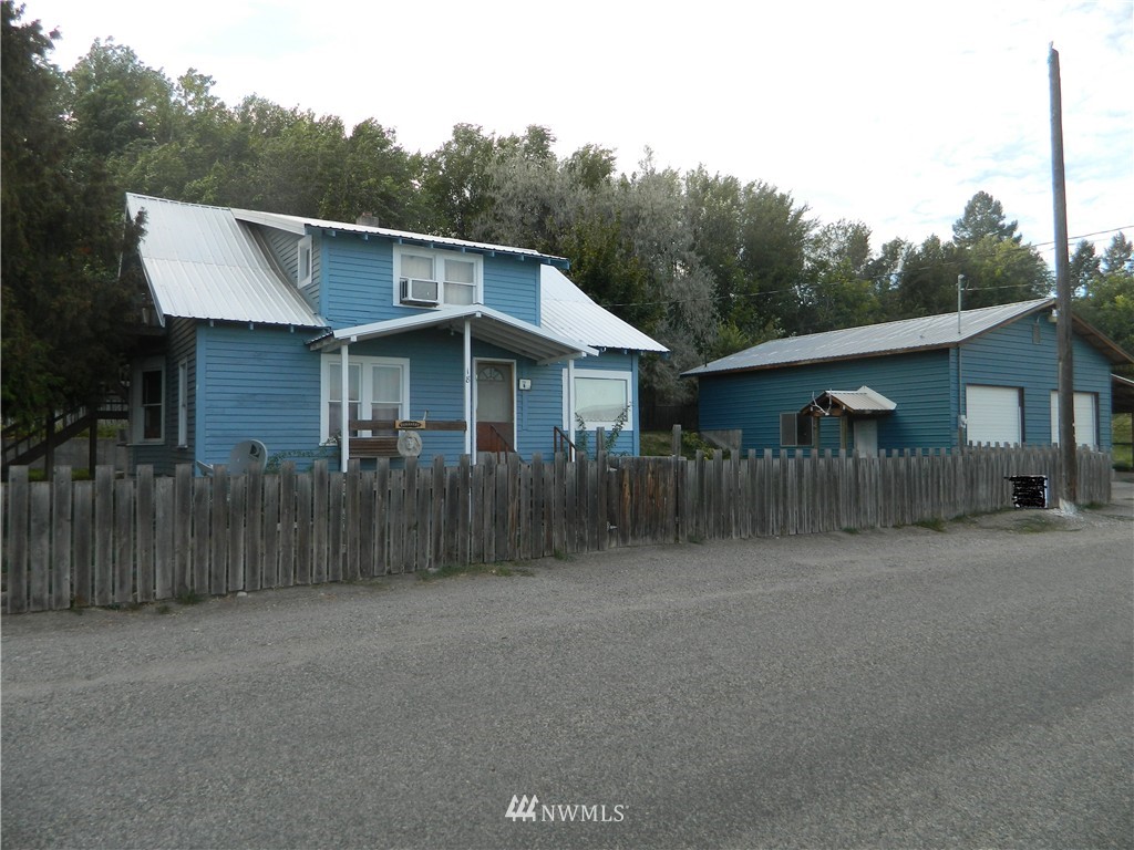 18 Breshear Road Omak, WA 98841 - Photo 1 of 14