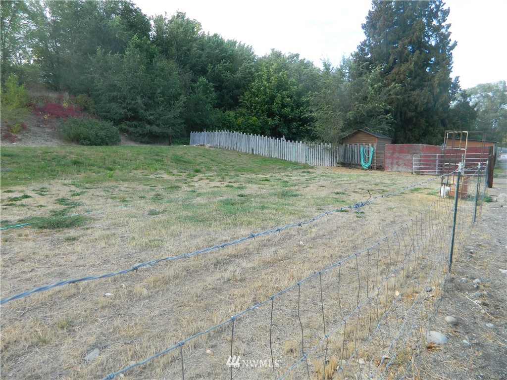 18 Breshear Road Omak, WA 98841 - Photo 13 of 14