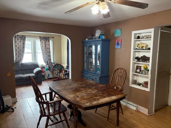 $104,900 | 1403 East James Street, White Cloud, MI 49349