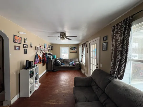 $104,900 | 1403 East James Street, White Cloud, MI 49349