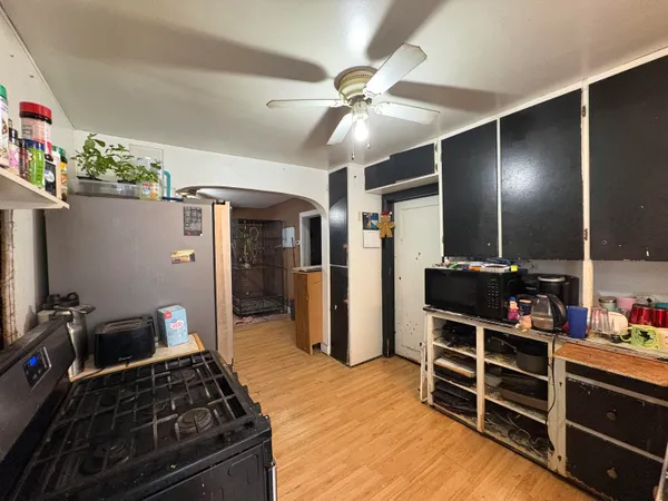$104,900 | 1403 East James Street, White Cloud, MI 49349