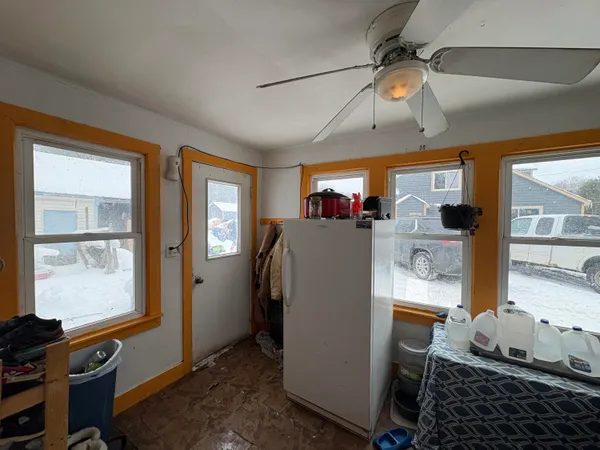 $104,900 | 1403 East James Street, White Cloud, MI 49349