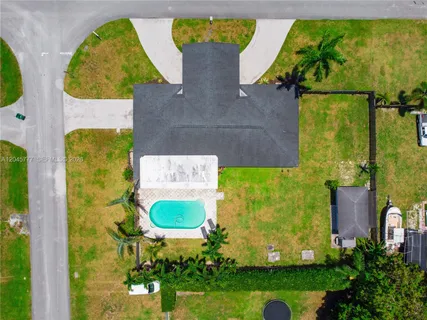 $985,000 | 12805 Southwest 193rd Terrace, Miami, FL 33177