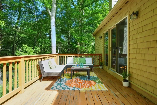 $734,900 | 17 Trout Farm Lane, Duxbury, MA 02332