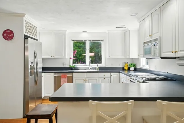 $734,900 | 17 Trout Farm Lane, Duxbury, MA 02332