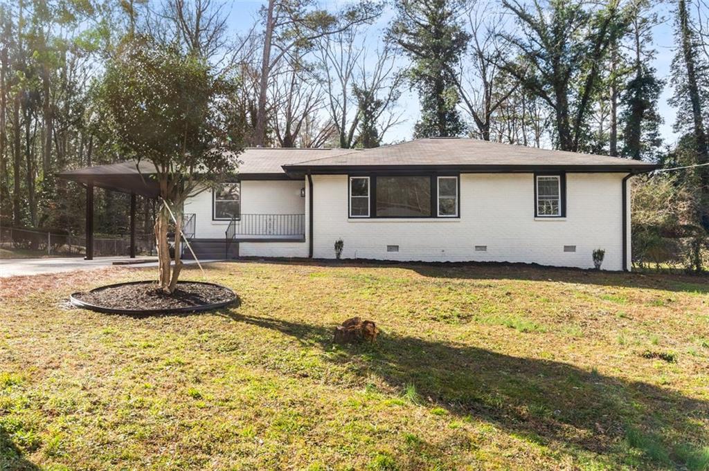 2166 Honeysuckle Ln Southwest  