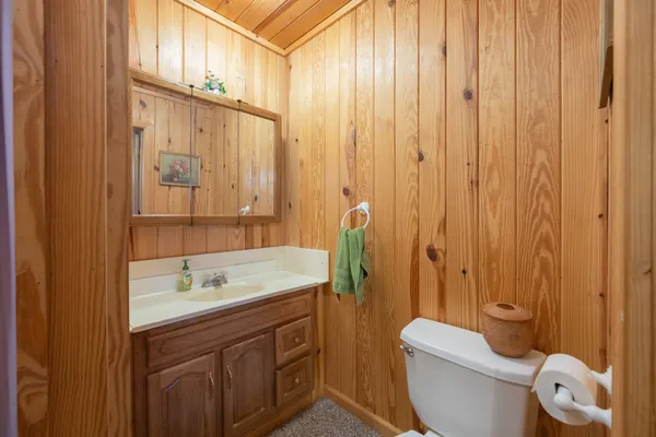 $850,000 | 115 Chalet Lane, Henderson, TN 38340