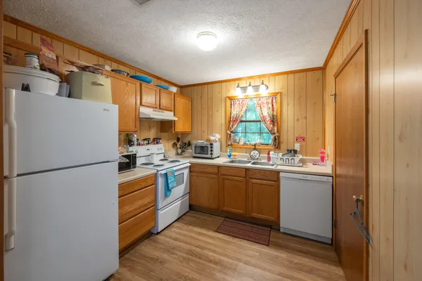 $850,000 | 115 Chalet Lane, Henderson, TN 38340