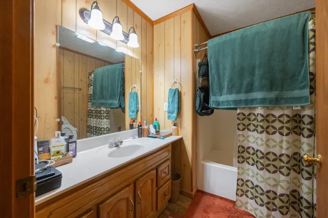 $850,000 | 115 Chalet Lane, Henderson, TN 38340