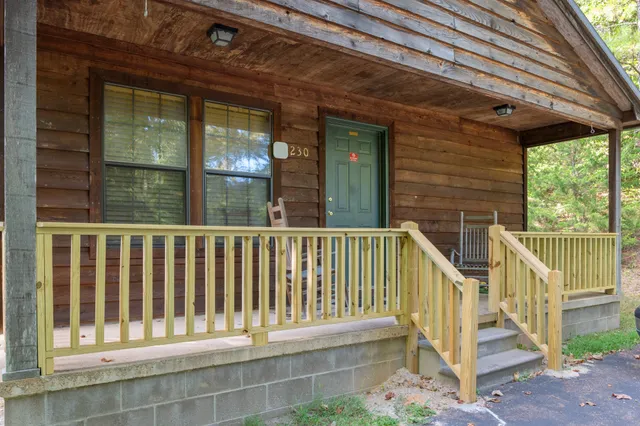 $850,000 | 115 Chalet Lane, Henderson, TN 38340