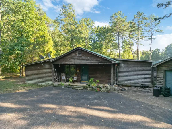 $850,000 | 115 Chalet Lane, Henderson, TN 38340