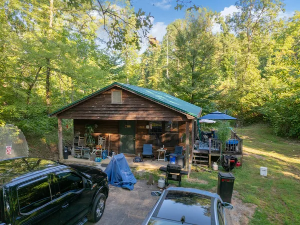 $850,000 | 115 Chalet Lane, Henderson, TN 38340