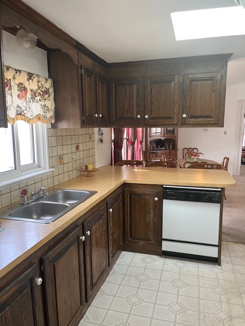 44 Castle Road Attleboro, MA 02703 - Photo 5 of 19