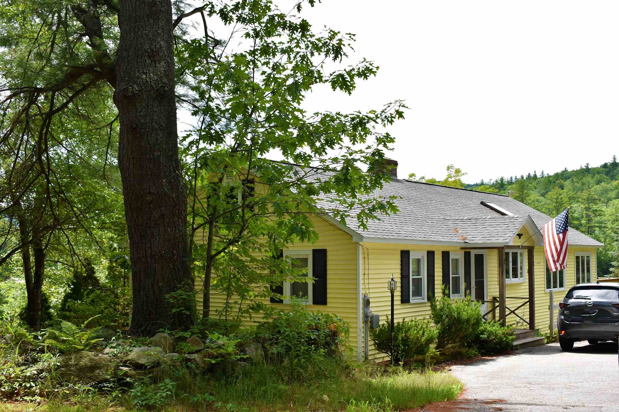 1008 East Washington Road Hillsborough, NH 03244 - Photo 1 of 33 Gallery Image 1