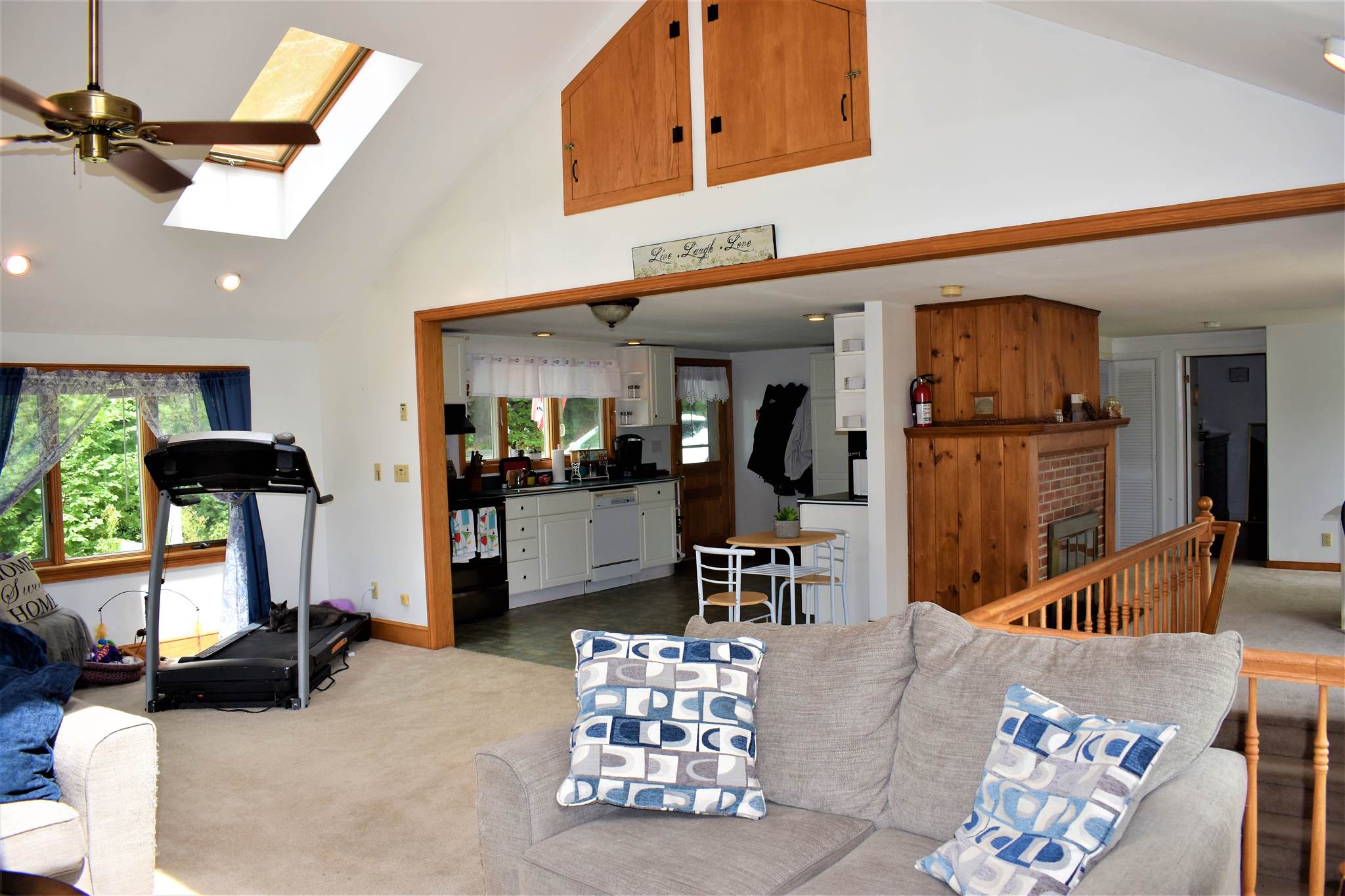 1008 East Washington Road Hillsborough, NH 03244 - Photo 8 of 33 Gallery Image 8