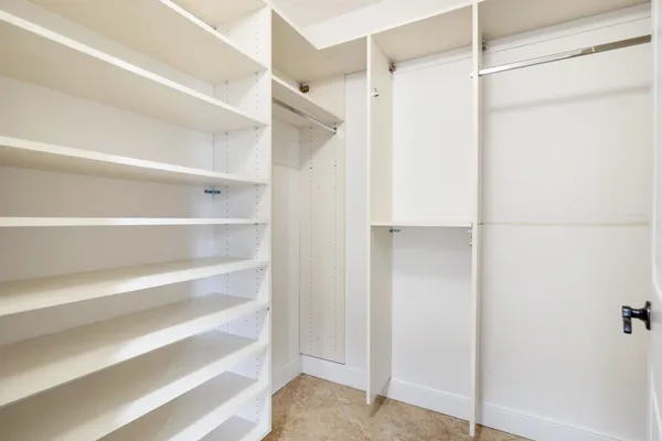 $2,750 | 3960 North Flagler Drive, Unit 305, West Palm Beach, FL 33407