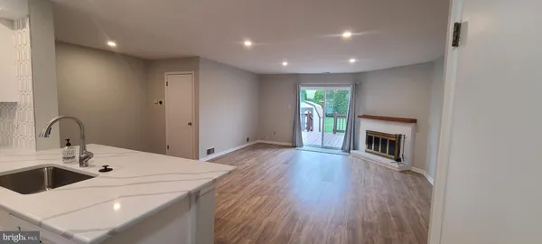 $2,500 | 433 Carmarthen Court, Exton, PA 19341