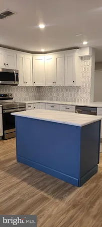 $2,500 | 433 Carmarthen Court, Exton, PA 19341