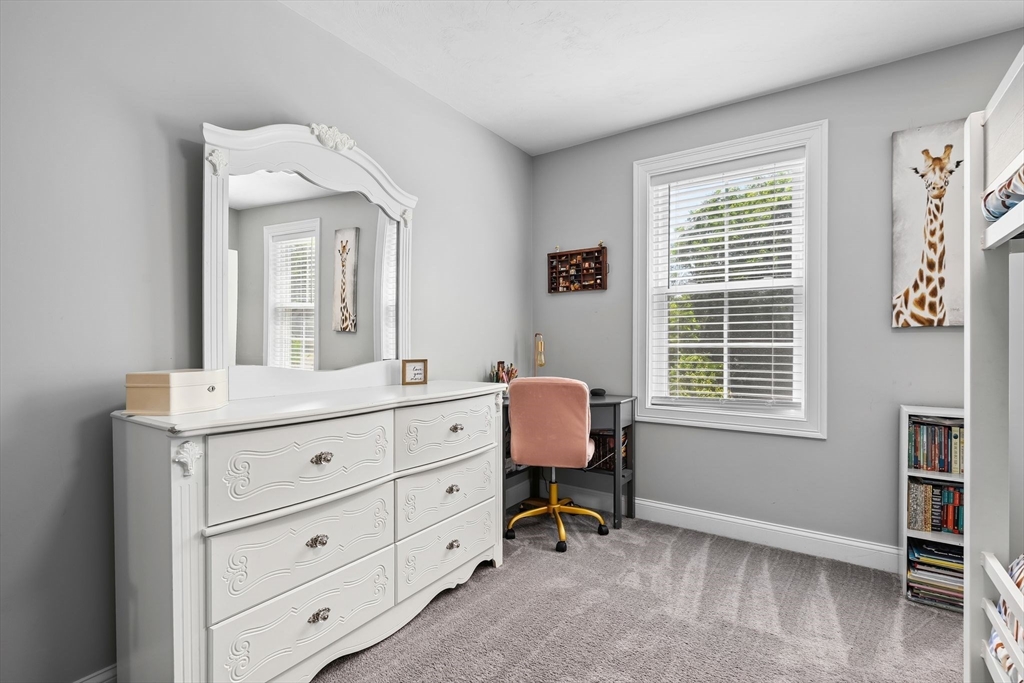7 Maris Lane Dighton, MA 02764 - Photo 22 of 42