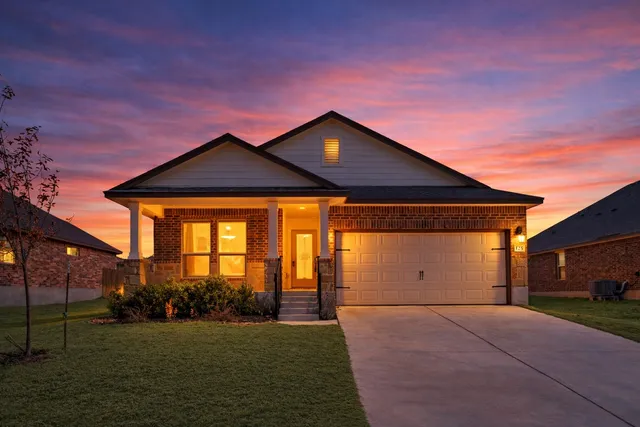 $325,000 | 125 Cinnamon Loop, Burnet, TX 78611