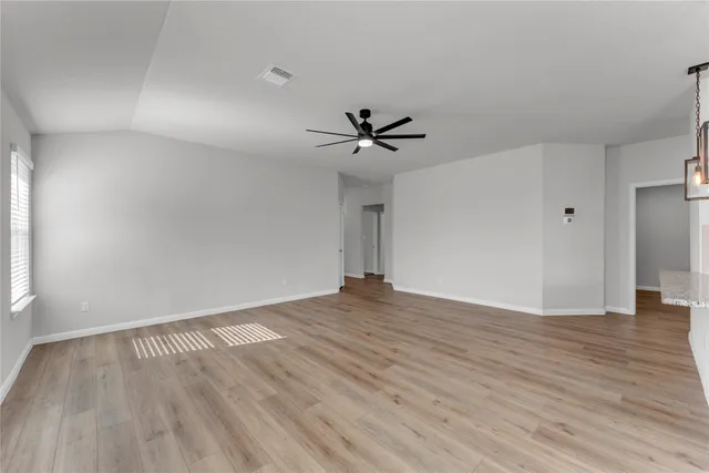 $325,000 | 125 Cinnamon Loop, Burnet, TX 78611