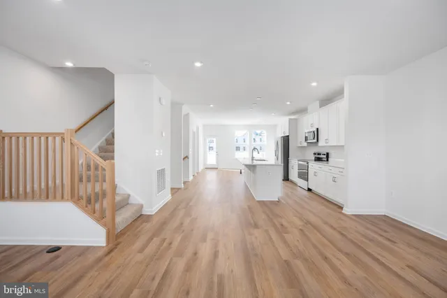 $622,335 | 10157 Queens Way, Manassas, VA 20110