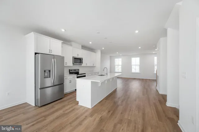 $622,335 | 10157 Queens Way, Manassas, VA 20110