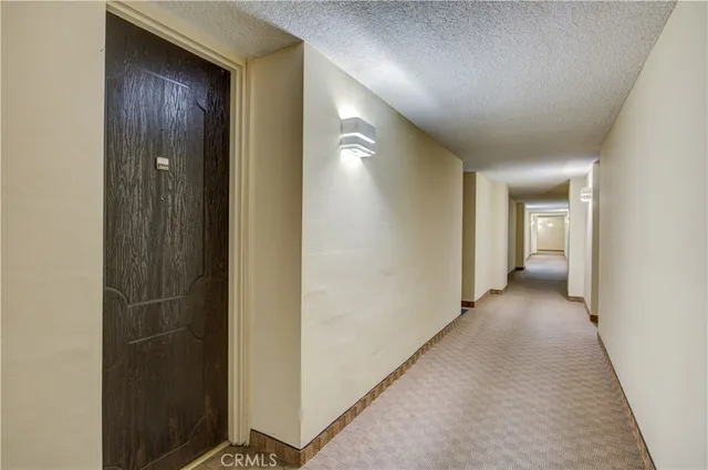 $1,900 | 421 South Lafayette Park Place, Unit 624, Los Angeles, CA 90057