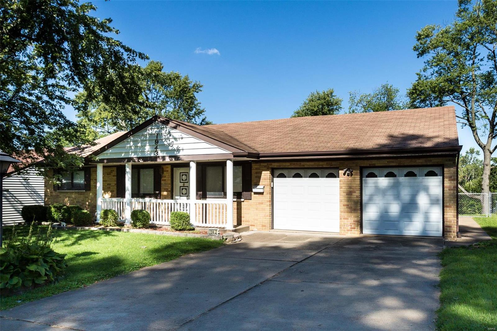 1943 Brown Road St. Louis, MO 63114 - Photo 1 of 28 Gallery Image 1