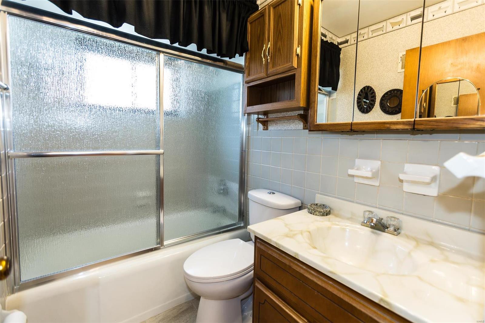 1943 Brown Road St. Louis, MO 63114 - Photo 13 of 28 Gallery Image 13