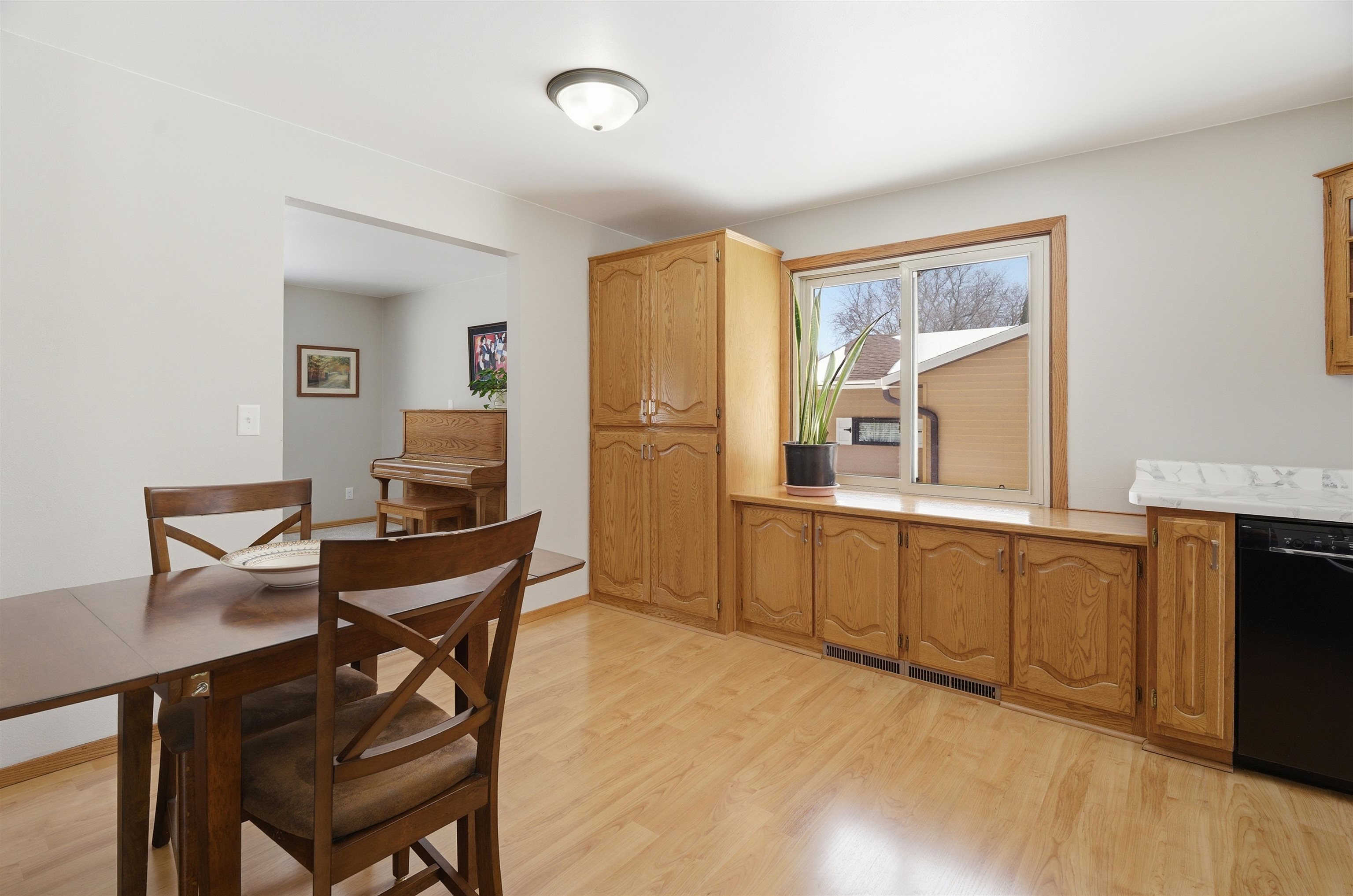 29 Hillock Court Appleton, WI 54914 - Photo 13 of 39