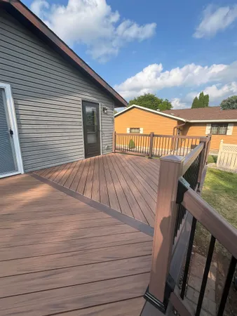 $330,000 | 29 Hillock Court, Appleton, WI 54914