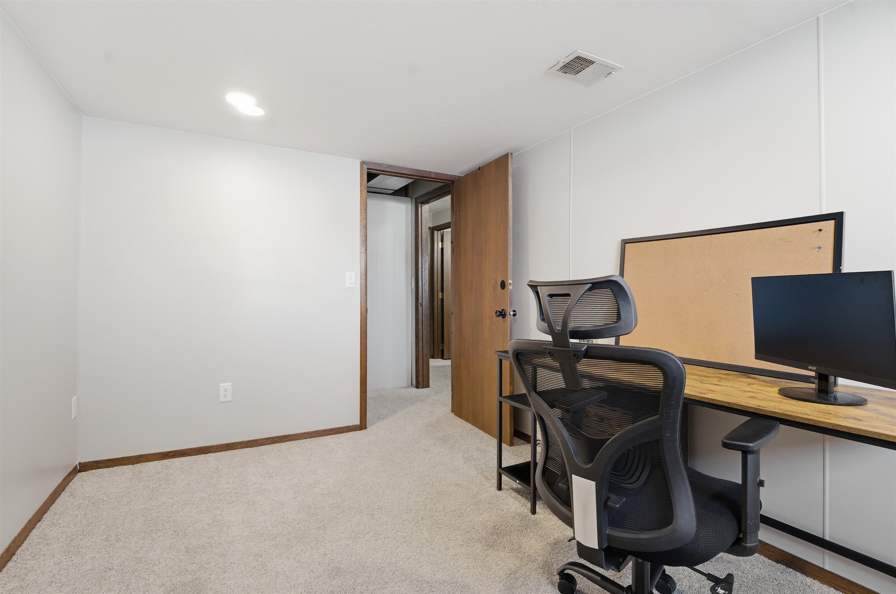 29 Hillock Court Appleton, WI 54914 - Photo 29 of 39