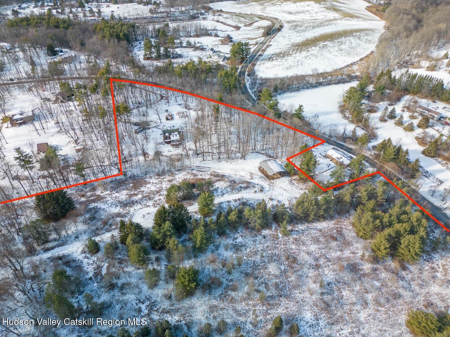 11 Dunbar Road Hudson, NY 12534 - Photo 2 of 29 Property front