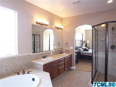 696 Inverness Street Tulare, CA 93274 - Photo 18 of 26 Additional Photo