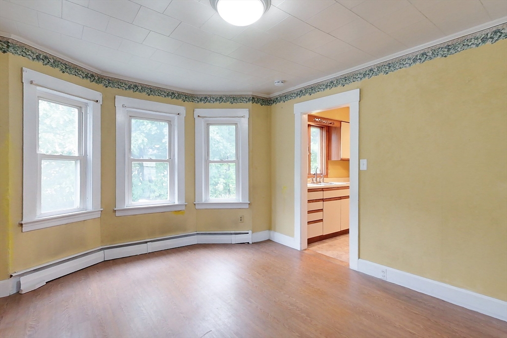 321 Main Street Townsend, MA 01469 - Photo 6 of 31