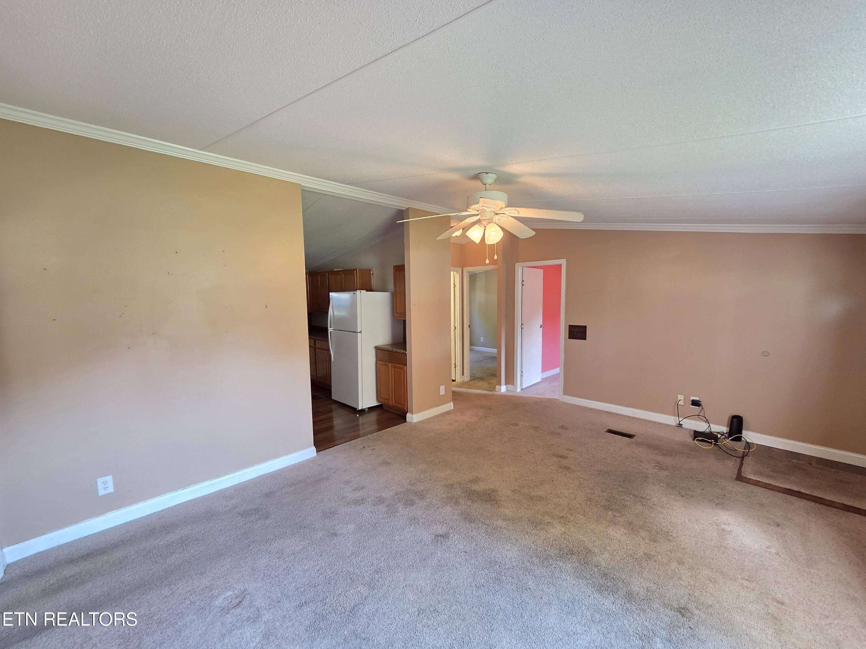 2262 Mentor Road Louisville, TN 37777 - Photo 16 of 40 1412