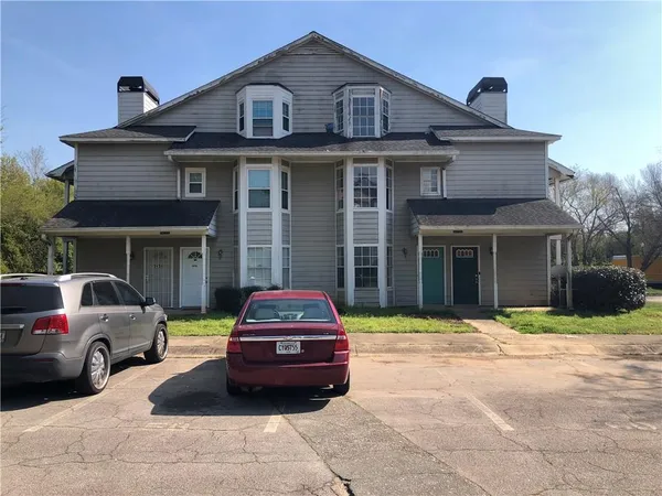$1,650 | 9456 Cypress Lane, Jonesboro, GA 30238