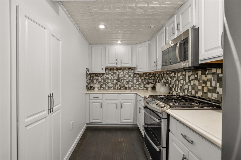 16 Autumn Woods Road Salem, NH 03079 - Photo 26 of 29