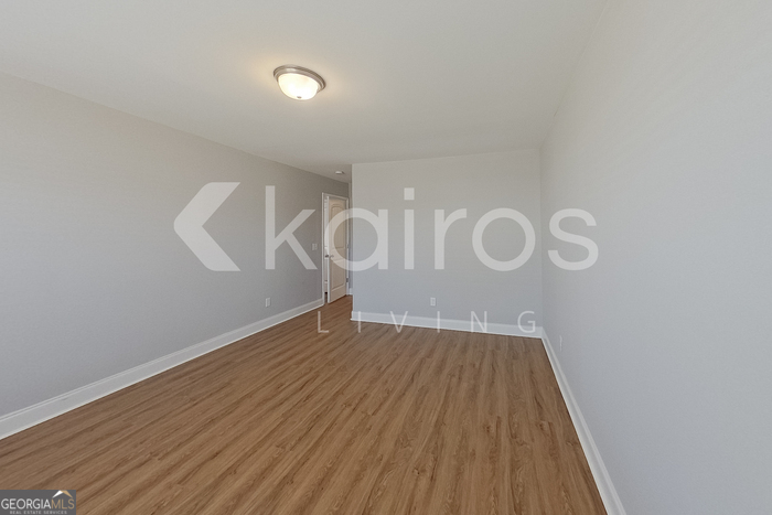 228 Western Red Cedar Drive Springfield, GA 31329 - Photo 18 of 27 a view of entryway with wooden floor